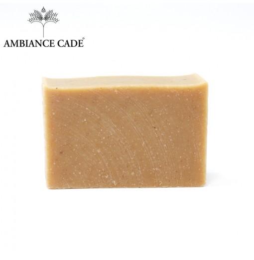 Cold saponified exfoliating soap with essential oil of organic Cade wood